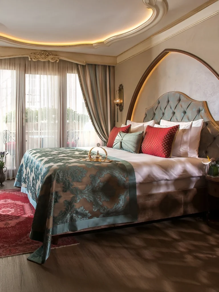 Romantic Stays in Istanbul: Tailored Experiences for Couples